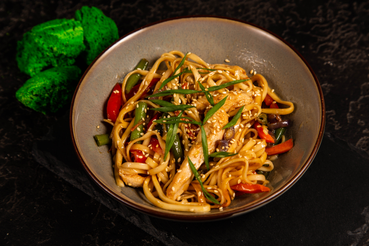 Лапша Wok с курицей