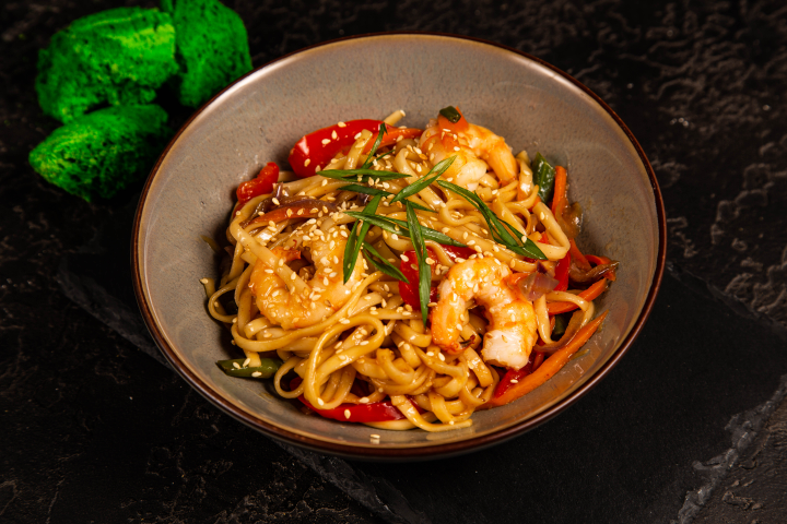 Лапша Wok с креветками